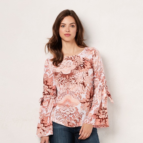 LC Lauren Conrad Tops - NWT Lauren Conrad stunning top!!
